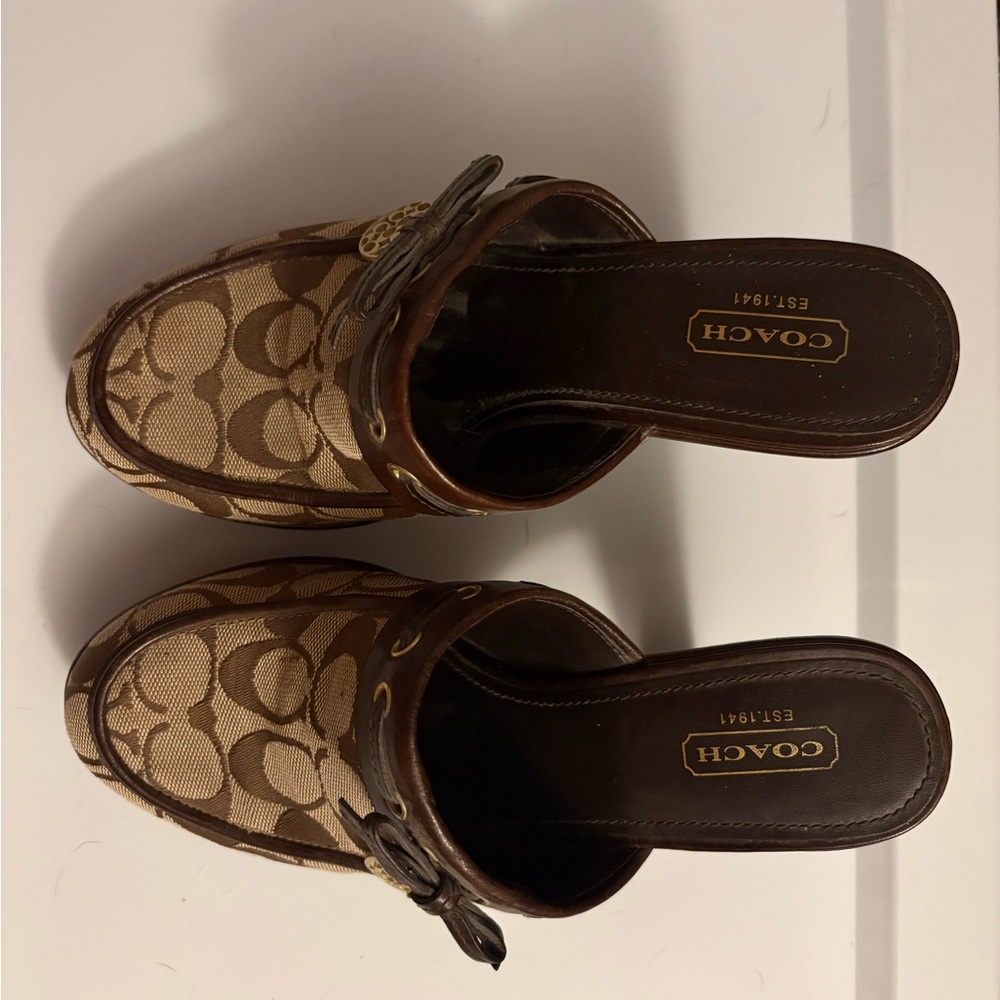 Coach Women's Tan and Brown Mules